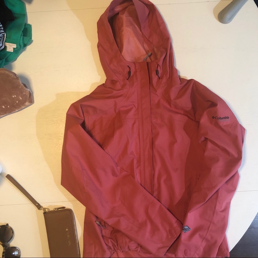 Columbia rain jacket